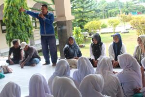 Tumbuh Bersama Sekolahku (3)