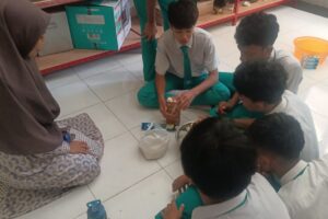 Mengenal Teks Prosedur Lewat Pembuatan Roti (2)