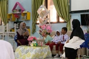 SLB Negeri Aneuk Nanggroe Warnai Hari Kunjung Perpustakaan