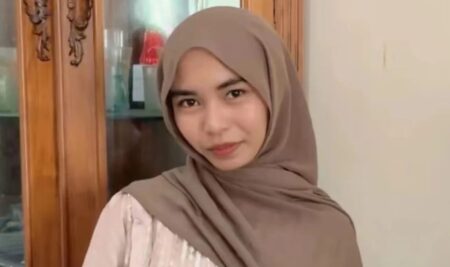 Sore di Teras Belakang